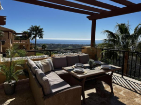 Charming 2 Bed Apartment in Quartiers Marbella